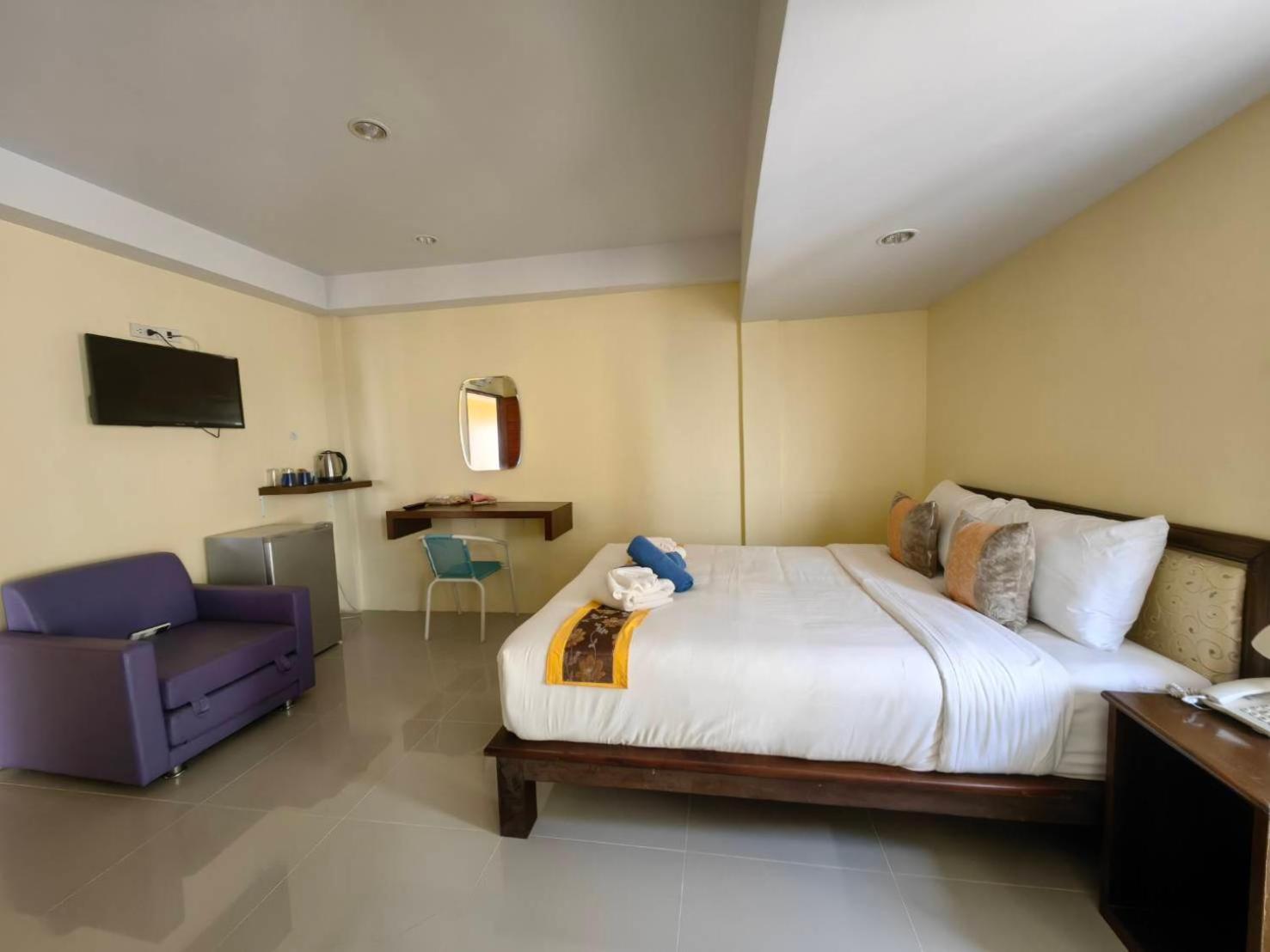 Hotel Chom By The Sea Ao Nam Mao Exteriér fotografie
