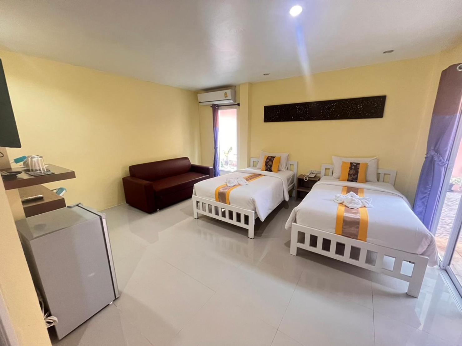Hotel Chom By The Sea Ao Nam Mao Exteriér fotografie