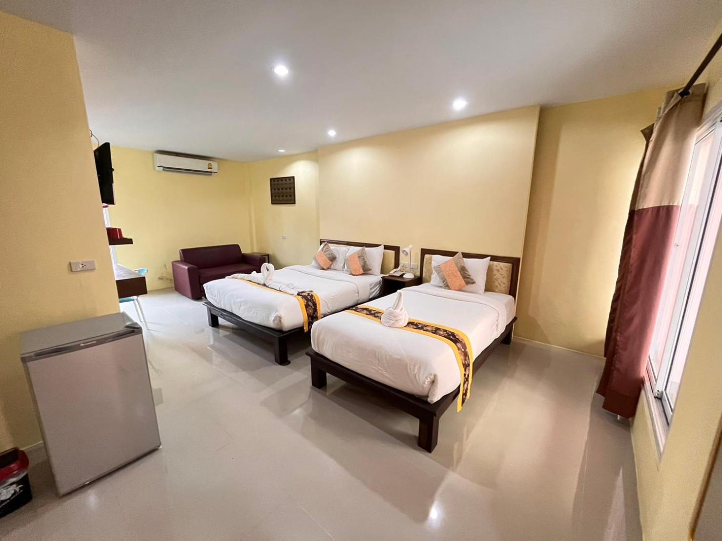 Hotel Chom By The Sea Ao Nam Mao Exteriér fotografie
